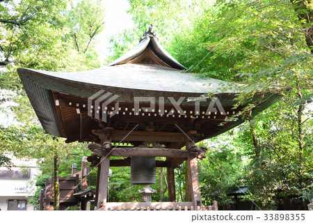 在寺廟周圍 在寺廟周圍 33898355