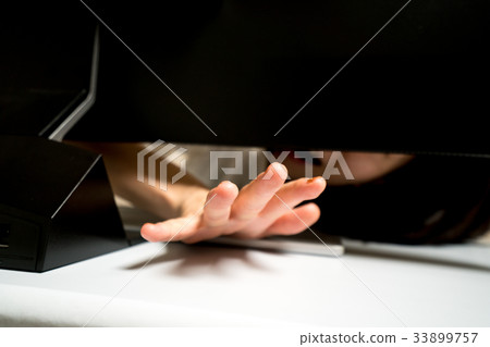 Business woman asking for help 33899757