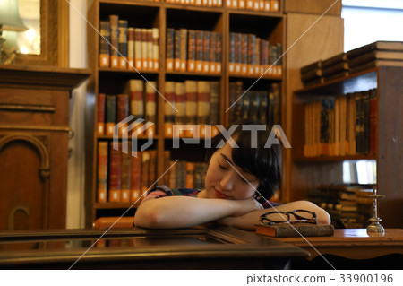 Book cafe library old books Book cafe library old books 33900196