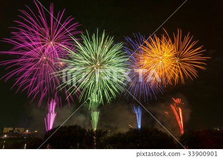 仲夏煙花 33900901