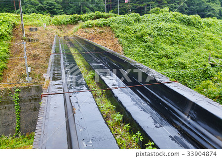 [選定的土木工程和遺產] Kuramazu河道橋“俗名，眼鏡橋”（明治時代建造的磚建築立交橋水道橋） 33904874