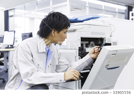 Business maintenance businessman office engineer 33905556