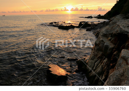 Toshinbo's sunset (at the US side) Toshinbo's sunset (at the US side) 33906760