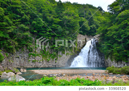 日本的數百個瀑布,“珊瑚瀑布”秋田縣Yuri-Honso 日本的數百個瀑布,“珊瑚瀑布”秋田縣Yuri-Honso 33908520