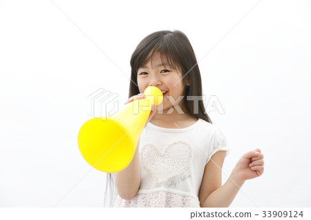 A girl who cheering on megaphone A girl who cheering on megaphone 33909124