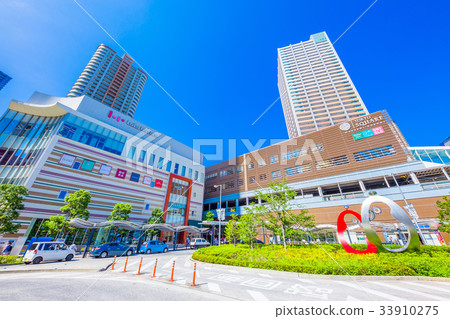神奈川東急東橫線武藏小杉站的車站前面的風景 神奈川東急東橫線武藏小杉站的車站前面的風景 33910275