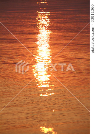 Sunrise Sunrise 33911360