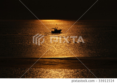 Sunrise Sunrise 33911514