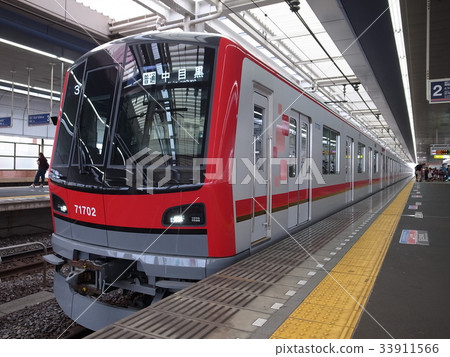 Tobu Sky Tree Line Series 70000 33911566