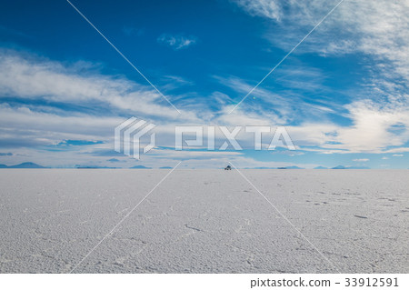 Salt Flats in Uyuni Bolivia Salt Flats in Uyuni Bolivia 33912591