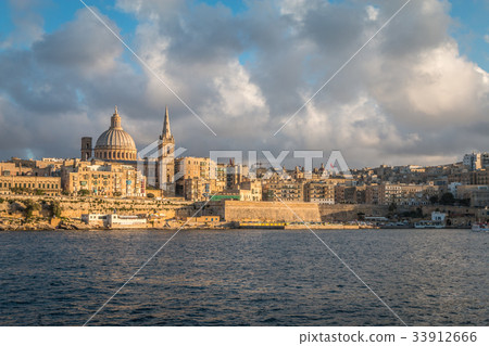 Sunset in Valletta Malta 33912666