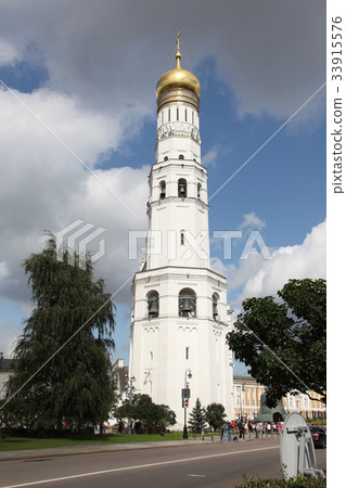 Moscow Kremlin. The Great Ivan Tower bell Moscow Kremlin. The Great Ivan Tower bell 33915576