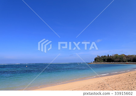 在努沙杜瓦，巴厘島的海灘 33915602