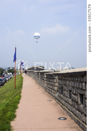 Hot air balloon, flag, castle, castle road, Suwon Hwaseong, Suwon Hot air balloon, flag, castle, castle road, Suwon Hwaseong, Suwon 33917579