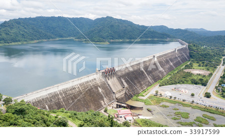 Khun Dan Prakan Chon dam in Nakonnarok province Khun Dan Prakan Chon dam in Nakonnarok province 33917599