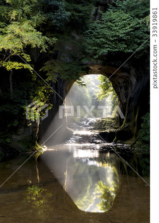 Chiba Prefecture Kimitsu-shi Nogizo Waterfall Morning Glory Heart-shaped 33919861