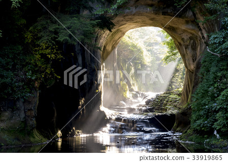 Chiba Prefecture Kimitsu city Nozomi Falls Waterfall morning glow 33919865