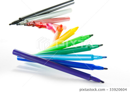 Rainbow Color Markers 33920604