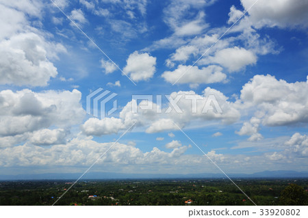 cloudy on dramatic sky cloudy on dramatic sky 33920802