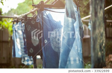 indigo dye shibori technique 33922699