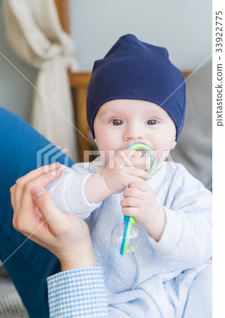 Close-up portrait sweet adorable child. Indoors Close-up portrait sweet adorable child. Indoors 33922775