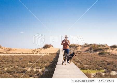 Outdoors lifestyle image of travelling man with 33924685