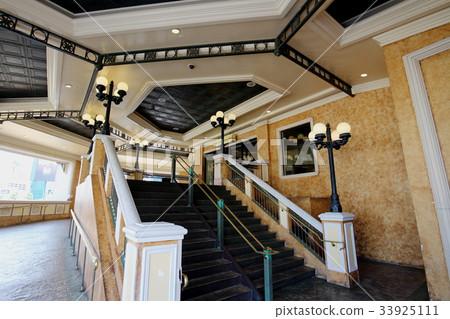 Landscape in Las Vegas Landscape in Las Vegas 33925111