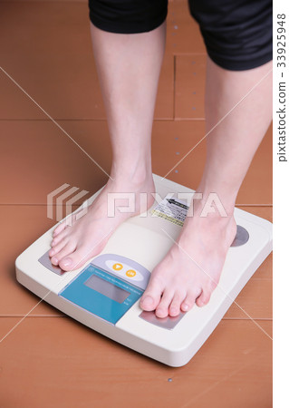 一個規模的女人 一個規模的女人 33925948