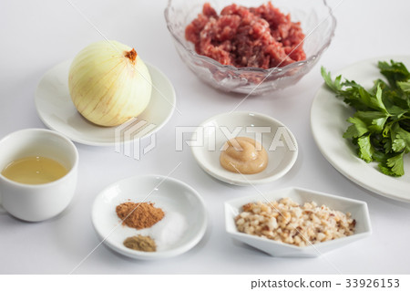 Step by step Levantine cuisine kibbeh preparation 33926153