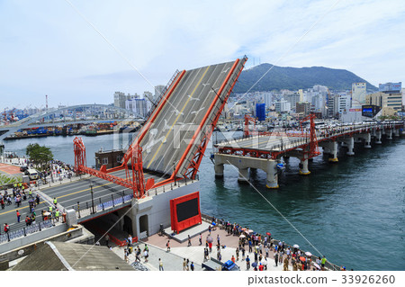 Youngdo Bridge, Busan Bridge, Busan Port, Pungryeon, Yeongdo, Busan 33926260
