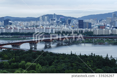 Seongsu Bridge，Olympic Expressway，Gangnam-gu，Han River，Seoul 33926267