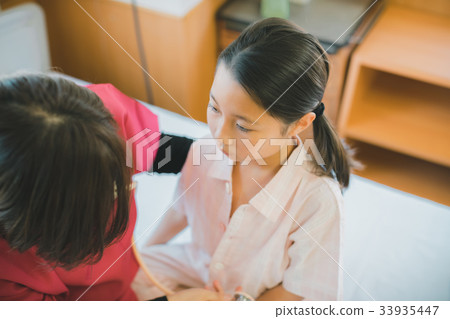 住院 兒童 孩子 33935447