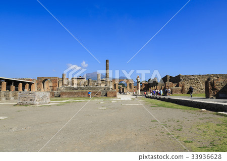 Pompeii, Italy 33936628