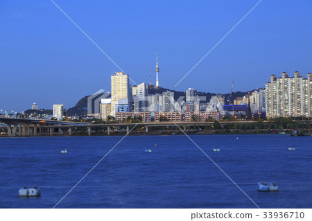 N Seoul Tower, Wonhyo Bridge, Riverside North Road, Namsan, Yongsan-gu, Han River, Seoul 33936710