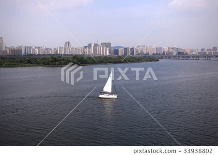 遊艇,麻浦大橋,濱江北路,巴姆島,麻浦區,漢江,首爾 遊艇,麻浦大橋,濱江北路,巴姆島,麻浦區,漢江,首爾 33938802