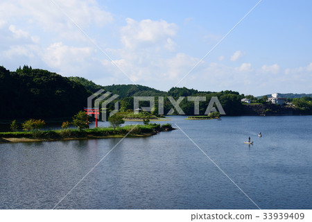 Kameyama Dam Lake Kameyama Chiba Prefecture Kimitsu City 33939409