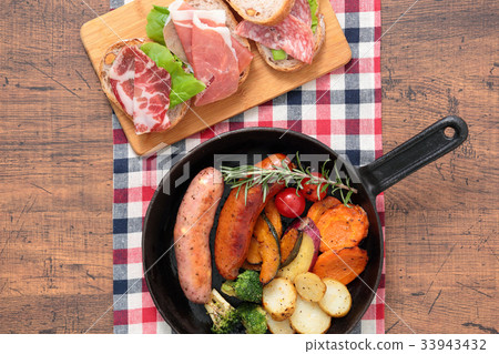 Skillet cooking Makoto Skillet cooking Makoto 33943432