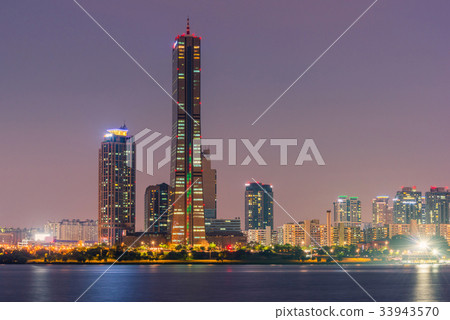 Korea,Seoul at night, South Korea city skyline Korea,Seoul at night, South Korea city skyline 33943570