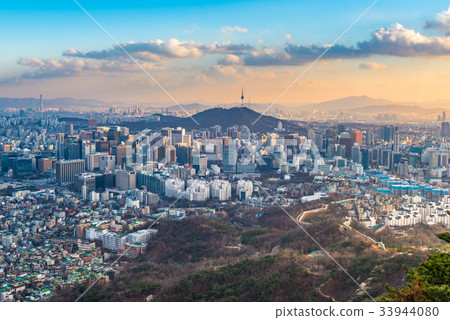 Seoul City Skyline, South Korea Seoul City Skyline, South Korea 33944080