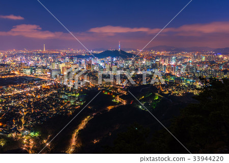 Korea,Seoul at night, South Korea city skyline 33944220