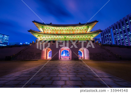 Gyeongbokgung palace in Seoul, Korea 33944548