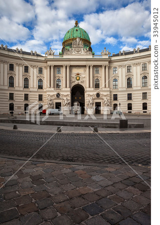 Hofburg Palace in Vienna Hofburg Palace in Vienna 33945012