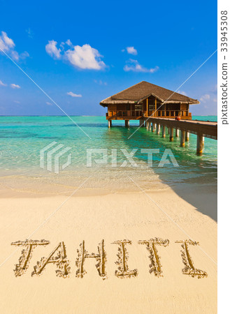 Word Tahiti on beach 33945308