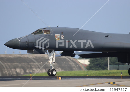 B-1B Lancer 33947837