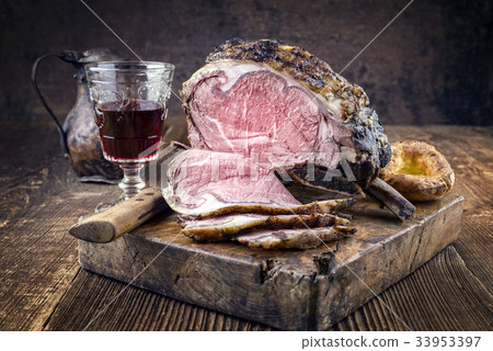 Cold Cuts Rib of Beef with Yorkshire Pudding 33953397