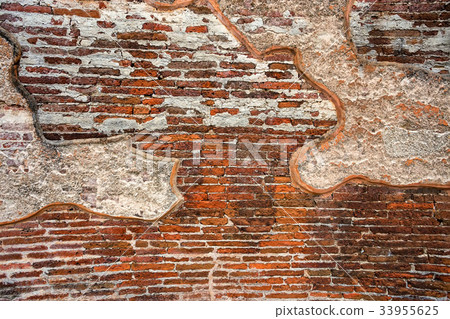 Remains of plaster in ruins of Polonnaruwa 33955625
