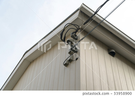 Residential lead-in electric telephone 33958900