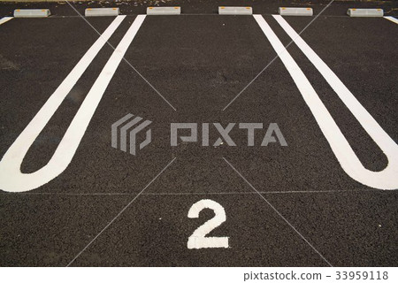  Parking Lot 33959118