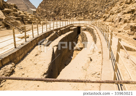 胡夫金字塔船坑 33963021