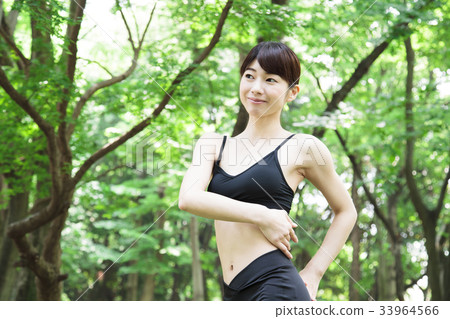 Fitness female exercise beauty young women sports 33964566